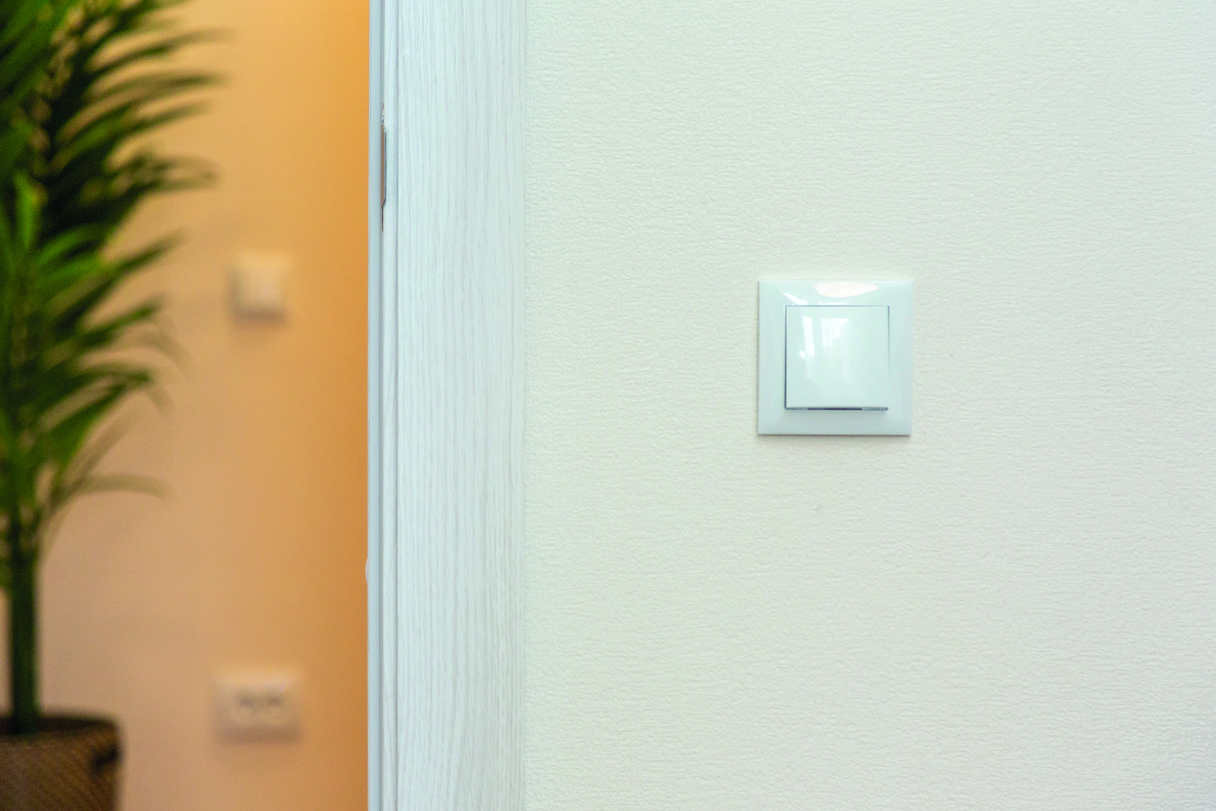 Флизелиновые текстурные обои под покраску